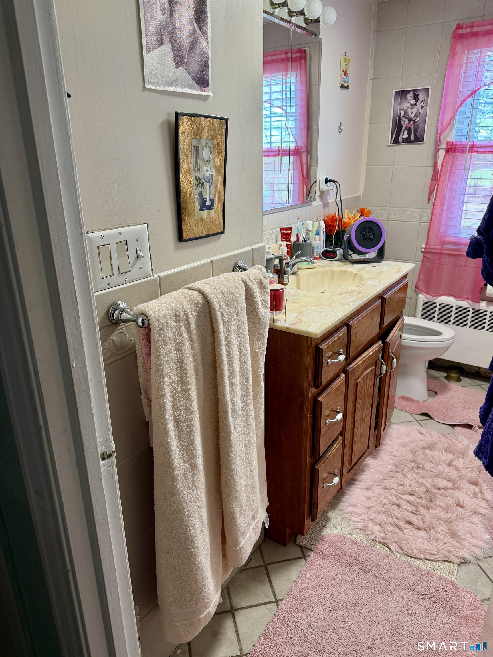 14 Prospect Street Bloomfield, CT 06002 - Photo 7 of 11