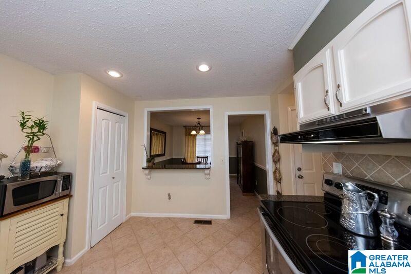 3905 Rock Ridge Road Birmingham, AL 35210 - Photo 8 of 33 Gallery Image 8