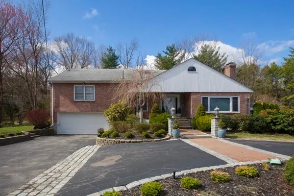 $7,000 | 515 Dudley Road, Newton, MA 02459