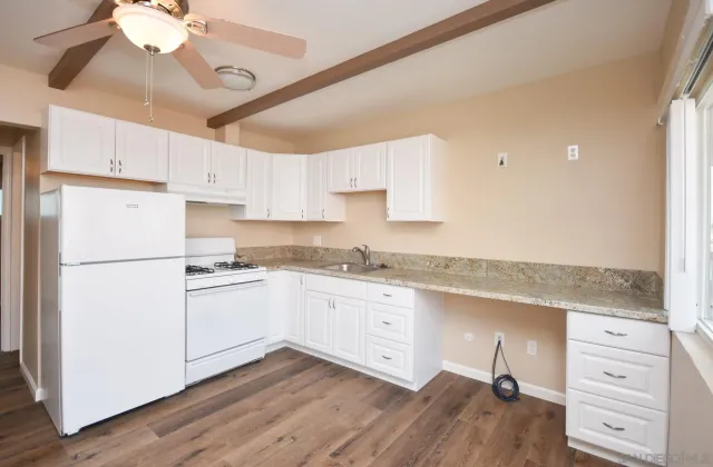 $11,050,000 | 141-145 Cherry Avenue, Carlsbad, CA 92008