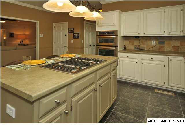 2489 Magnolia Place Birmingham, AL 35242 - Photo 13 of 26