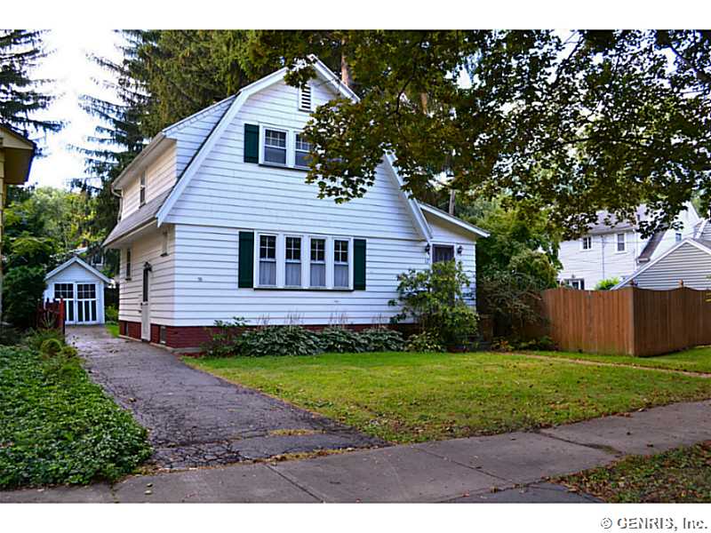 17 Legran Road Irondequoit, NY 14617 - Photo 1 of 1 Exterior Front.