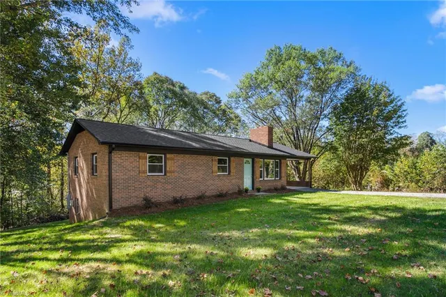 $255,900 | 5109 P P G Drive, Jonesville, NC 28642