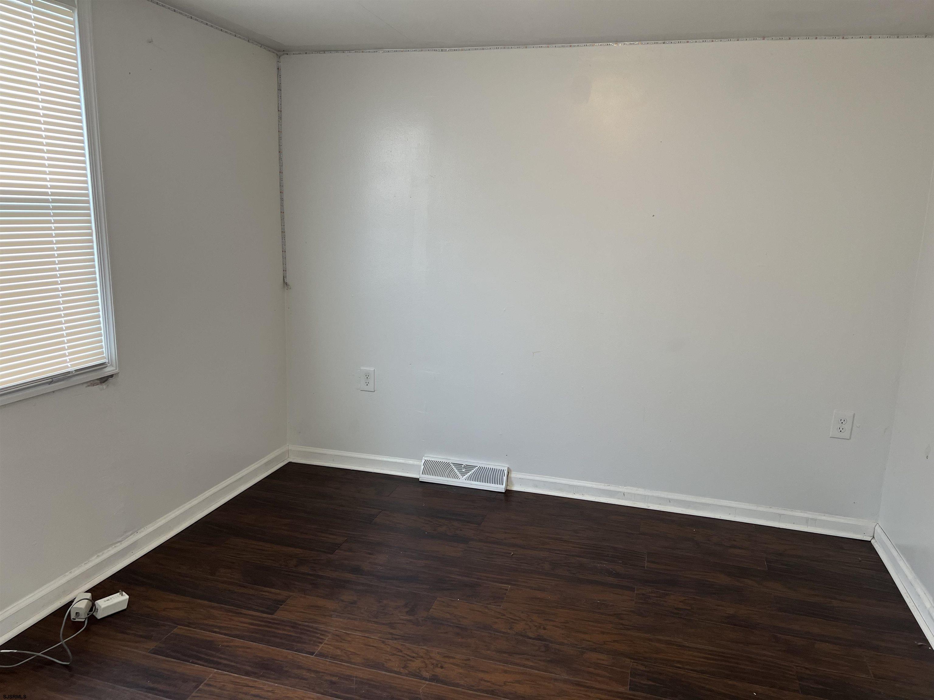 2 Robin Road Egg Harbor Township, NJ 08234 - Photo 8 of 20 Gallery Image 8