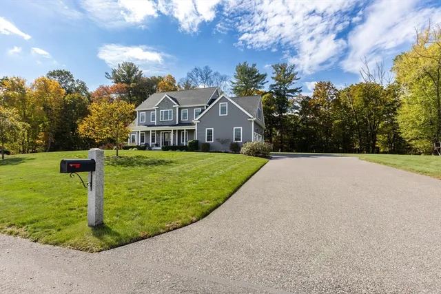 $1,295,000 | 1 Newell Circle, Easton, MA 02375