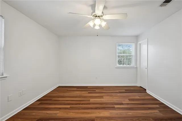 $1,600 | 713 Heavens Drive, Unit 5, Mandeville, LA 70471