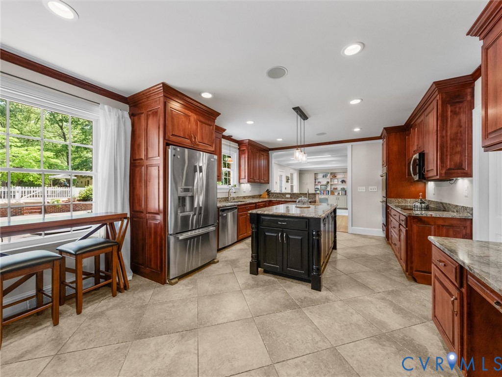13099 Cedon Road Ashland, VA 23005 - Photo 18 of 92 Spacious chef's kitchen featuring rich wood cabine