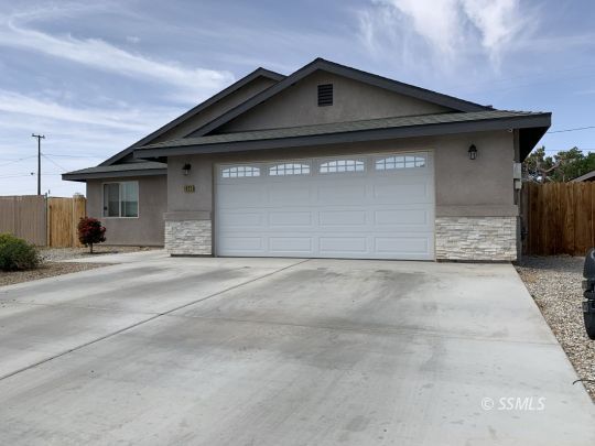 1025 Mayo Street Ridgecrest, CA 93555 - Photo 2 of 29