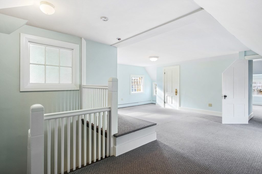 61 William Street Worcester, MA 01609 - Photo 33 of 42 a view of an empty room with a window