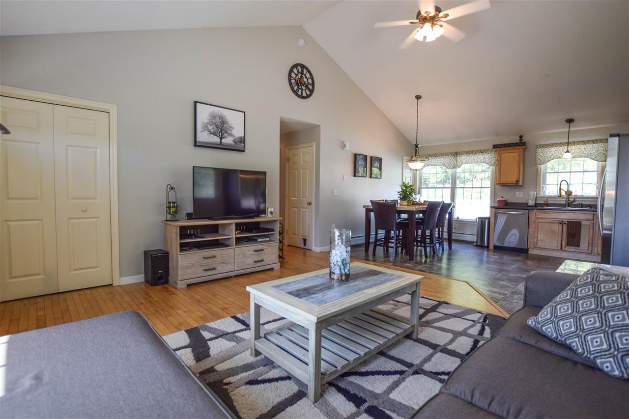 39 New Hampton Road Franklin, NH 03235 - Photo 6 of 24