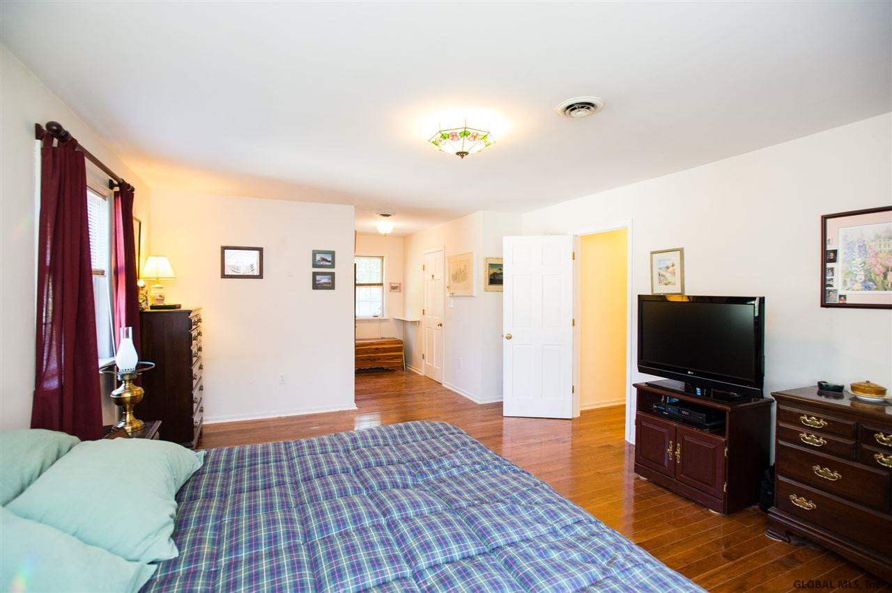 16 Friar Tuck Road Guilderland, NY 12203 - Photo 22 of 24 Photo 22