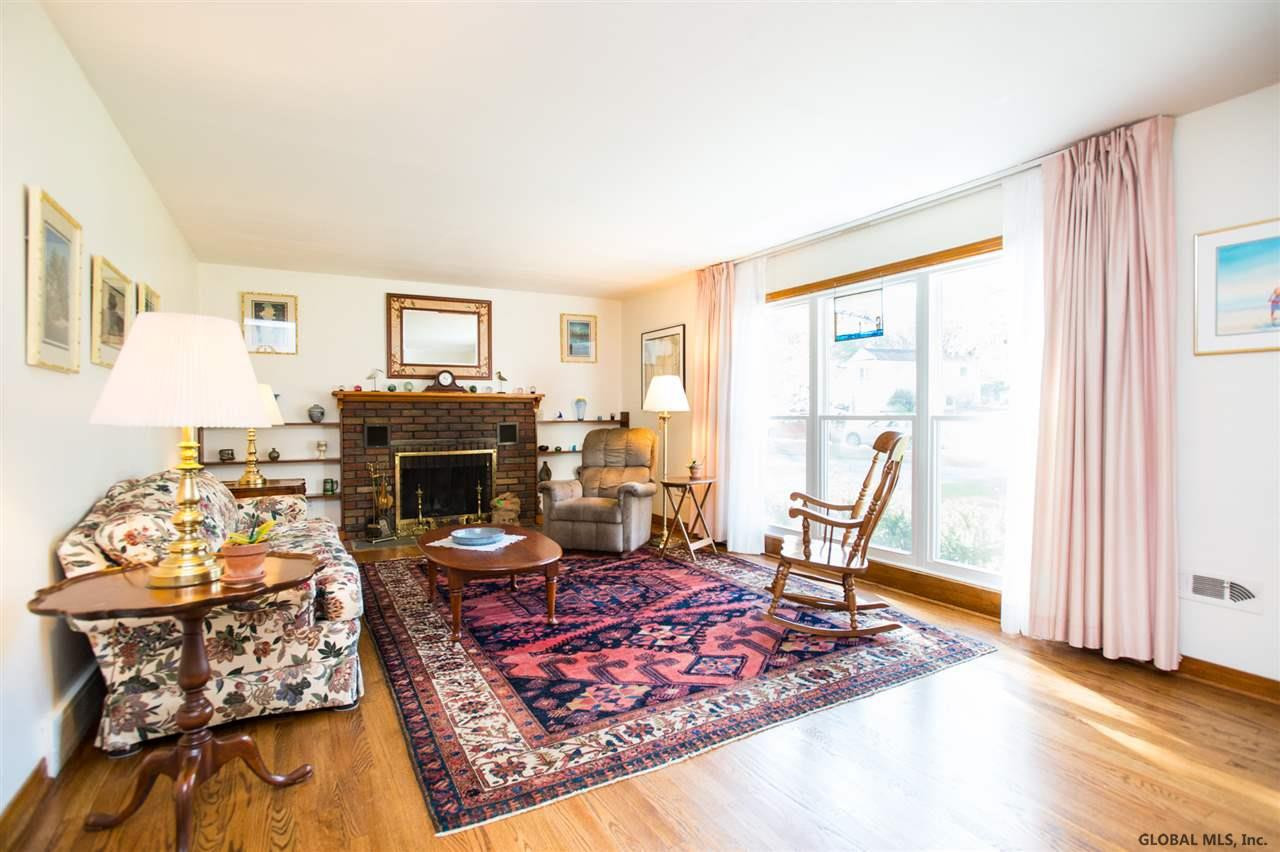 16 Friar Tuck Road Guilderland, NY 12203 - Photo 5 of 24 Photo 5