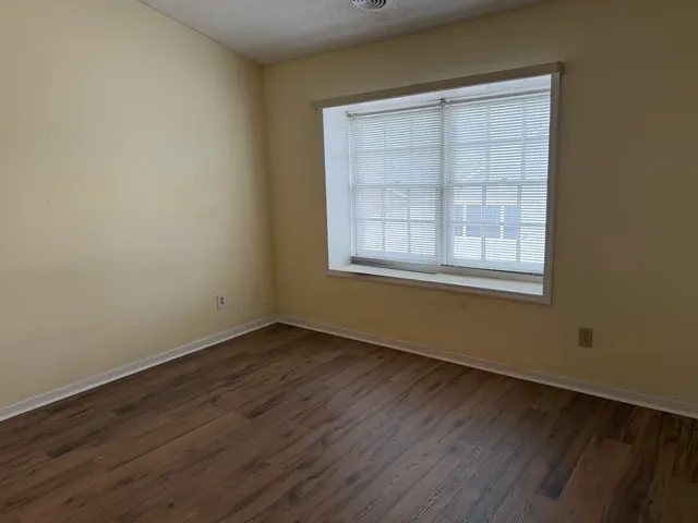 $1,450 | 830 44th Avenue North, Unit V3, Myrtle Beach, SC 29577