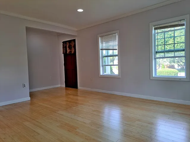 $4,200 | 158 Baker Street, Boston, MA 02132