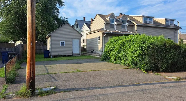 $4,200 | 158 Baker Street, Boston, MA 02132