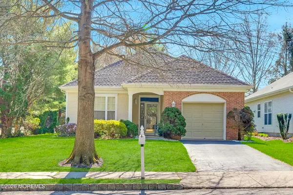 $415,000 | 2 Spring Meadow Drive, Lakewood, NJ 08701