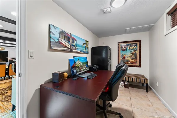 $1,299,000 | 1430 Southwest Covered Bridge Drive, Palm City, FL 34990