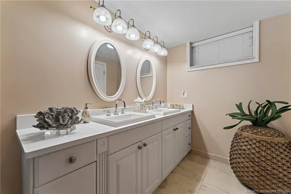 $1,299,000 | 1430 Southwest Covered Bridge Drive, Palm City, FL 34990