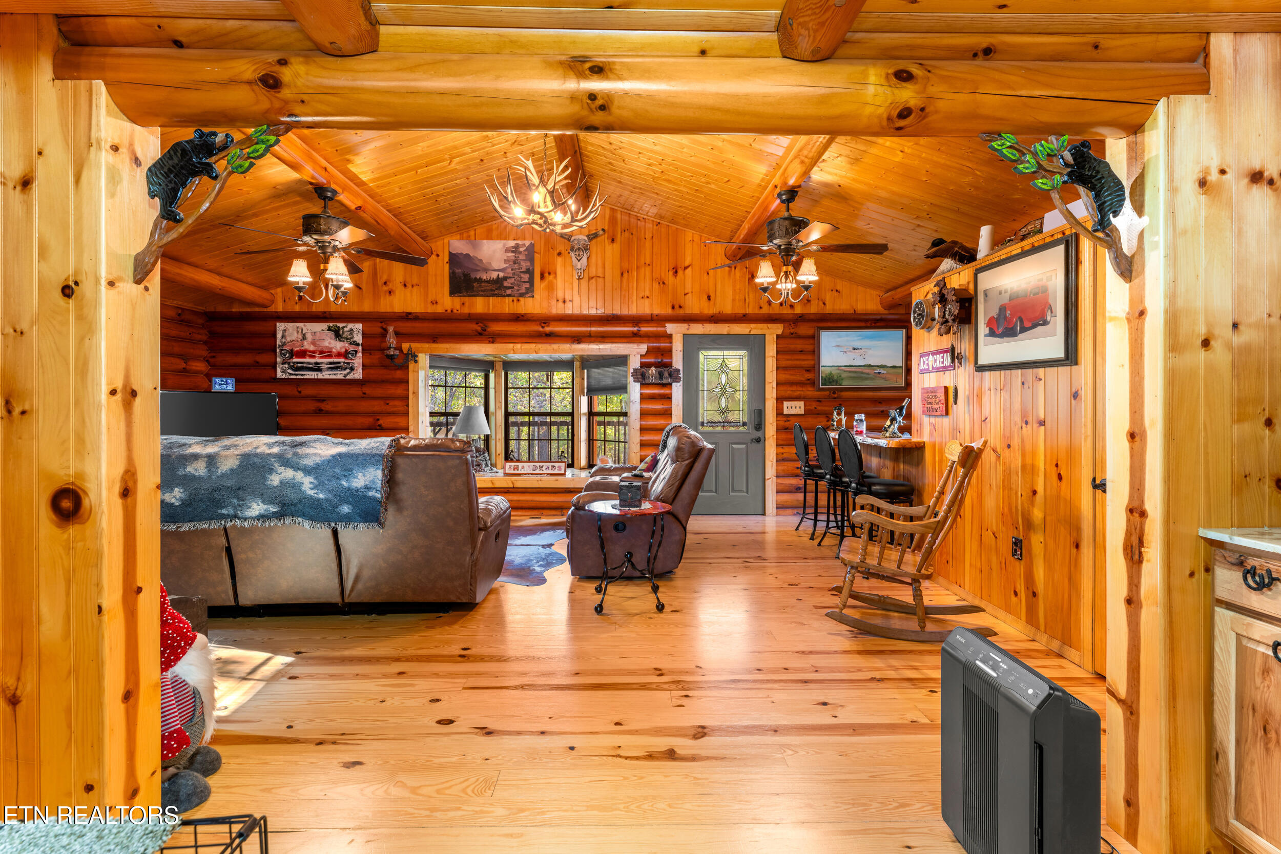 228 Pattie Gap Road Philadelphia, TN 37846 - Photo 14 of 57 228 pattie gap road-16