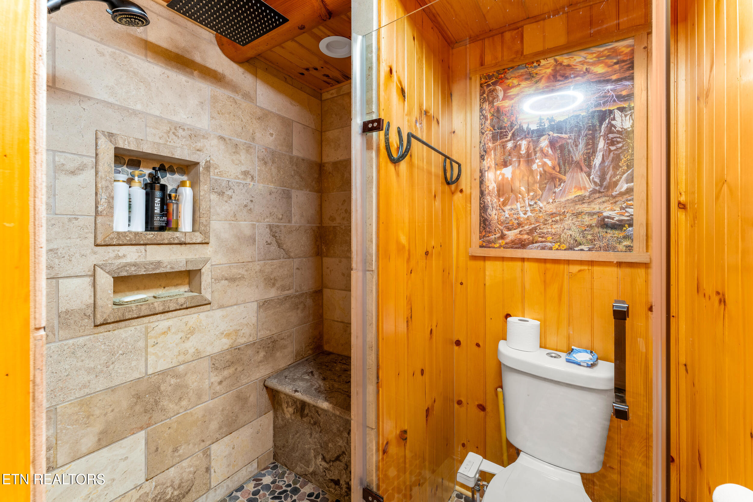 228 Pattie Gap Road Philadelphia, TN 37846 - Photo 21 of 57 228 pattie gap road-23