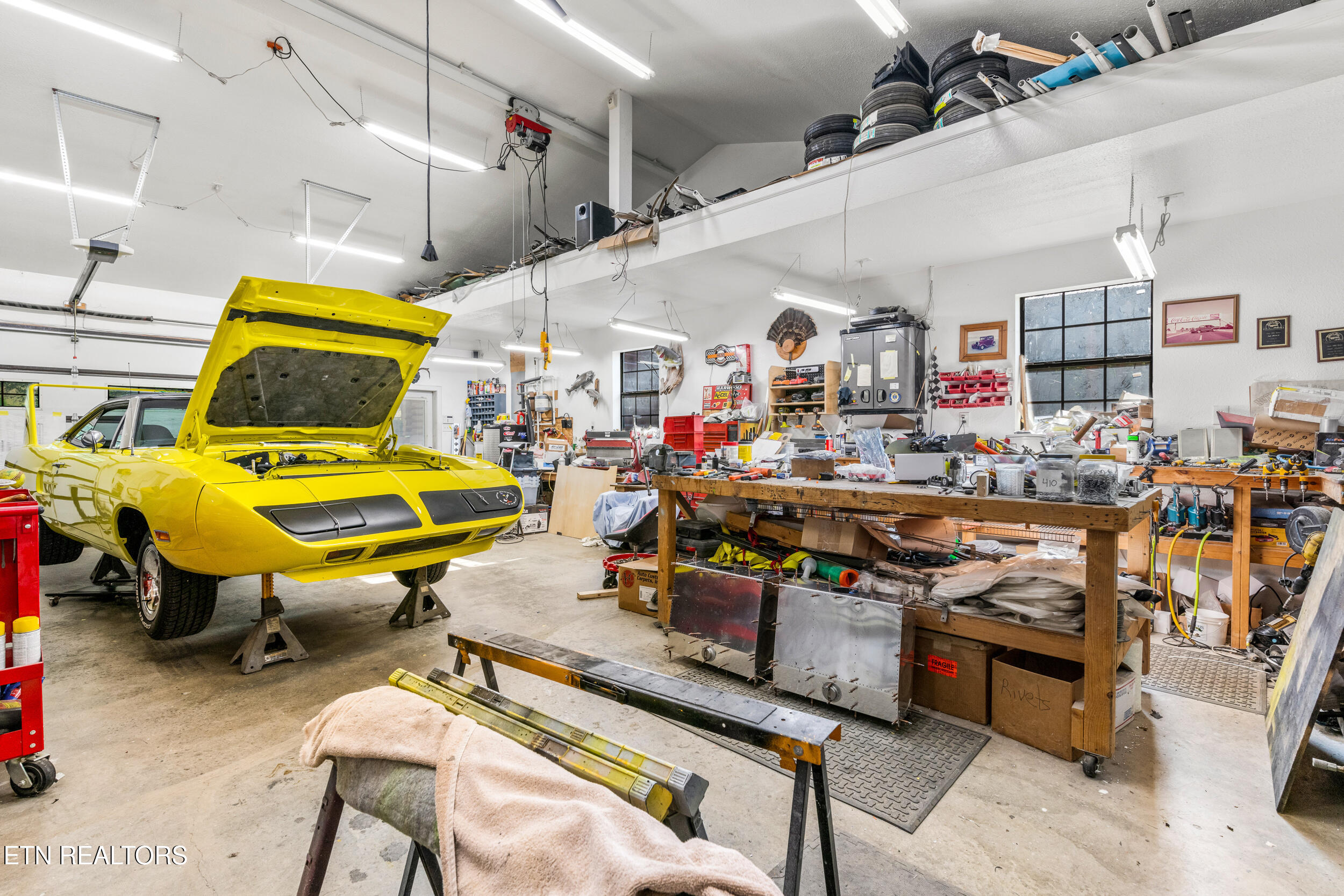 228 Pattie Gap Road Philadelphia, TN 37846 - Photo 43 of 57 228 pattie gap road-46