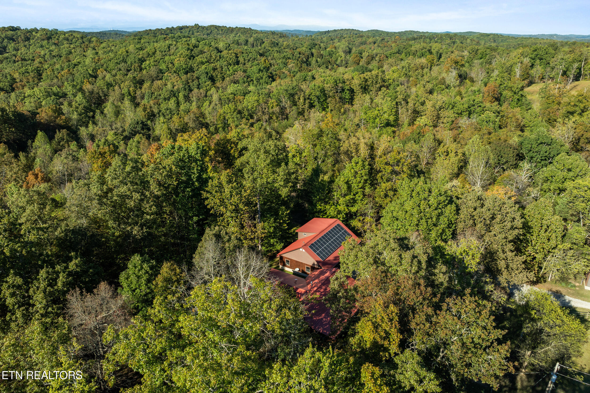 228 Pattie Gap Road Philadelphia, TN 37846 - Photo 55 of 57 228 pattie gap road-62