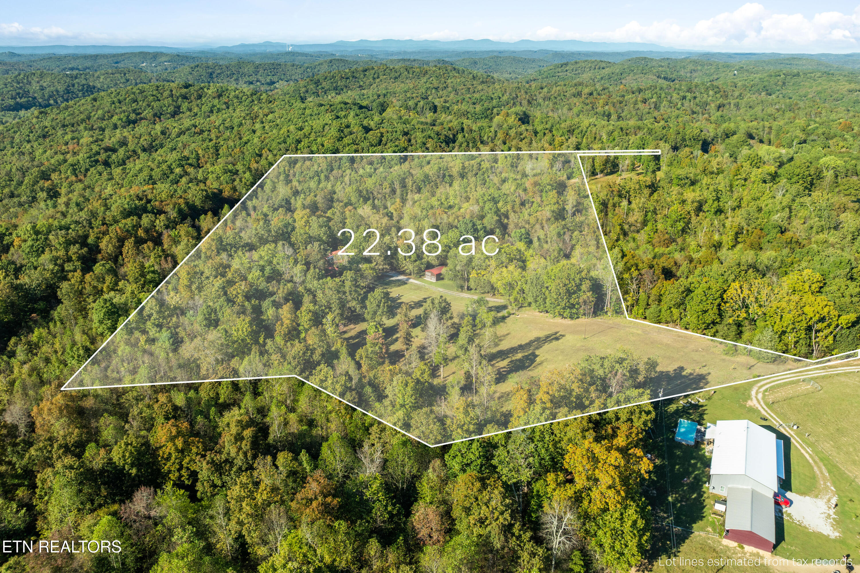 228 Pattie Gap Road Philadelphia, TN 37846 - Photo 57 of 57 228 Pattie Gap Road-64