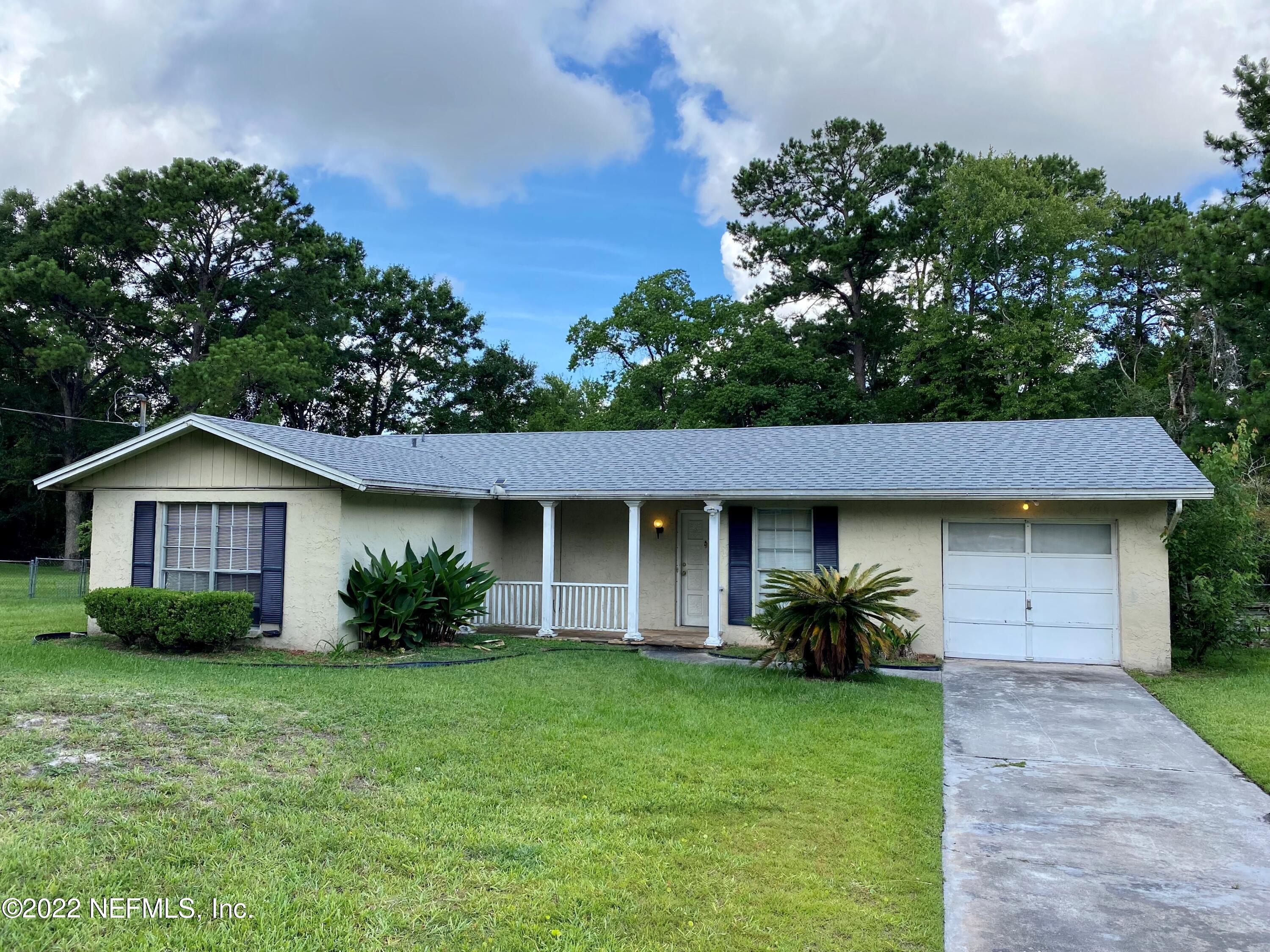 38 Robin Road Orange Park, FL 32073 - Photo 1 of 21 1030 sq ft