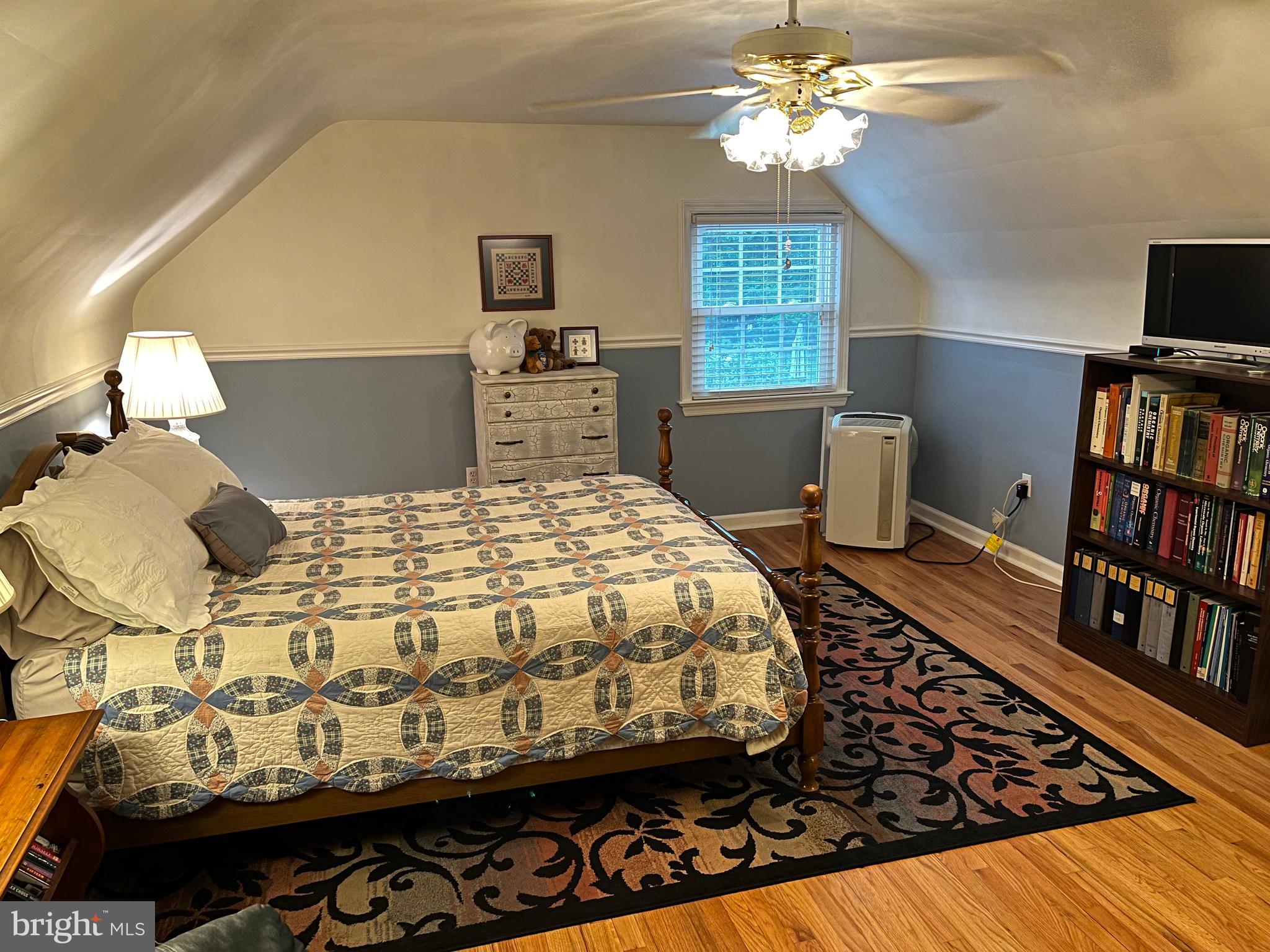 17 Edgewood Road Yardley, PA 19067 - Photo 16 of 35 Gallery Image 16