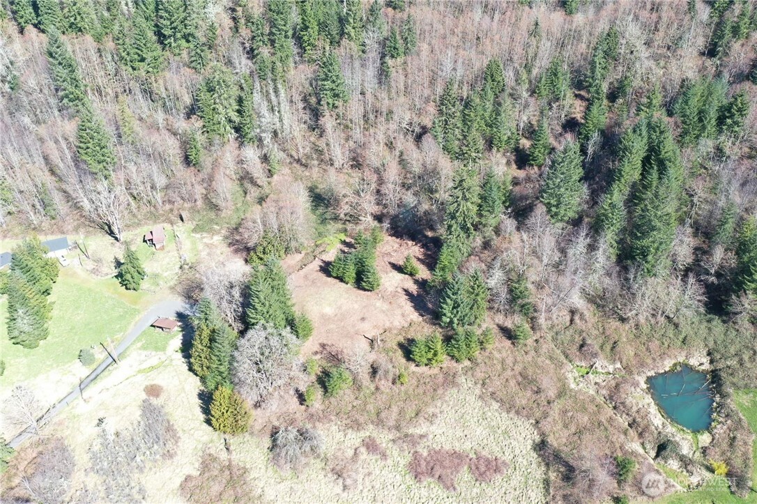 352-16 Larson Road Silver Creek, WA 98585 - Photo 7 of 9