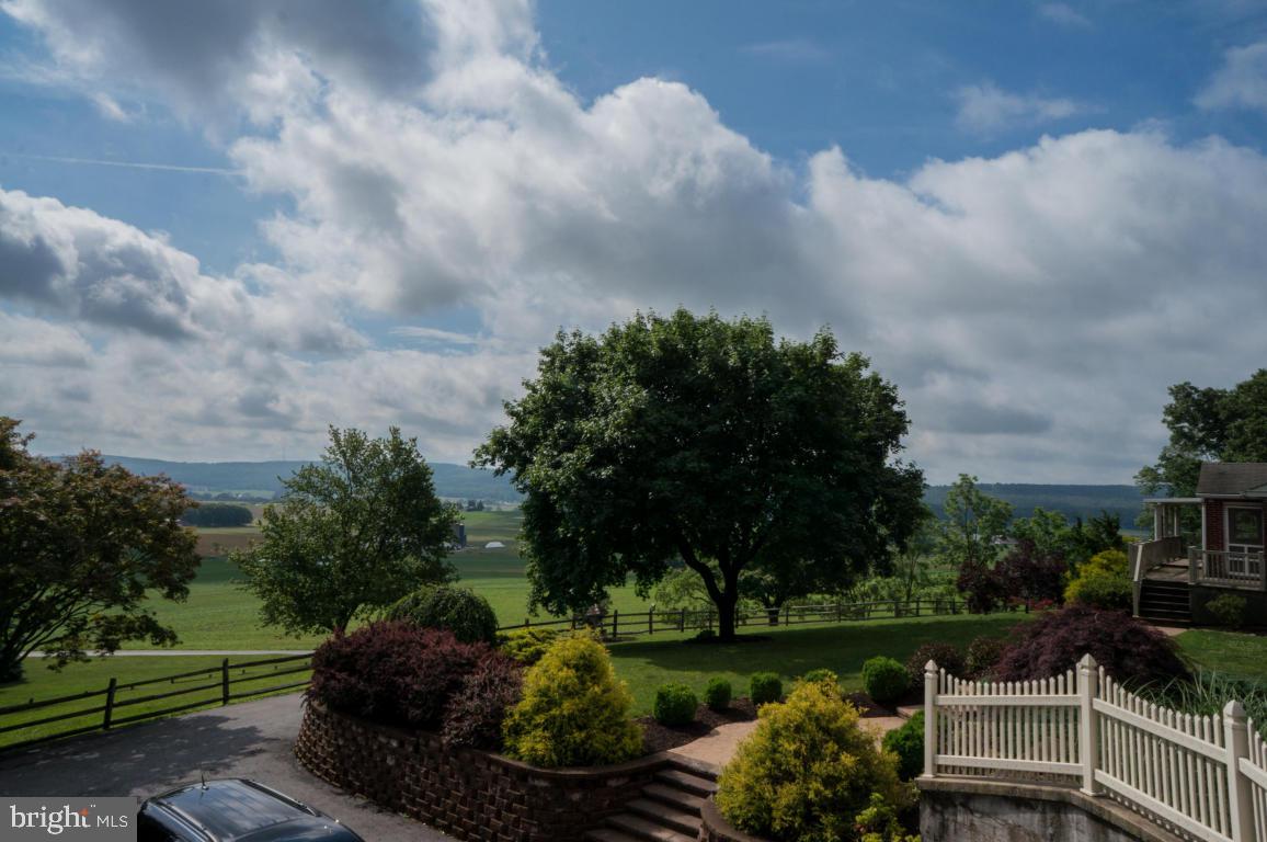 2655 Valley View Road Morgantown, PA 19543 - Photo 6 of 28 Gallery Image 6