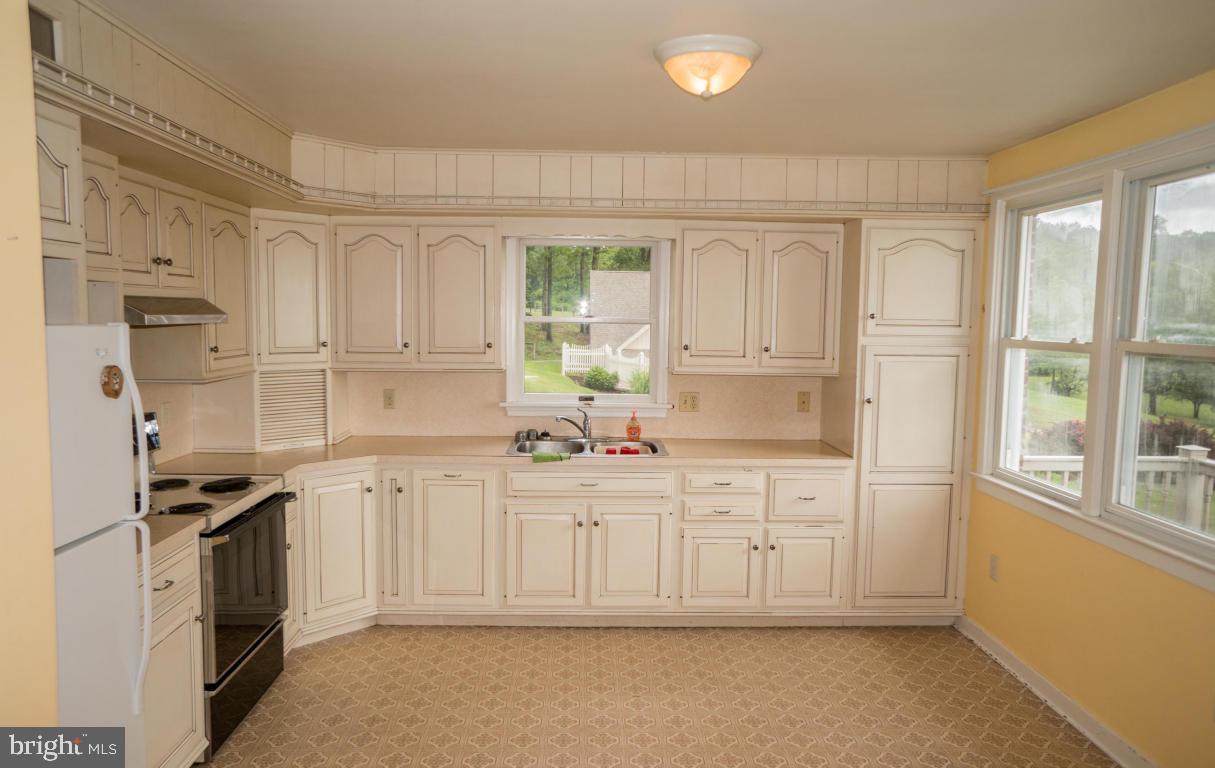 2655 Valley View Road Morgantown, PA 19543 - Photo 8 of 28 Gallery Image 8