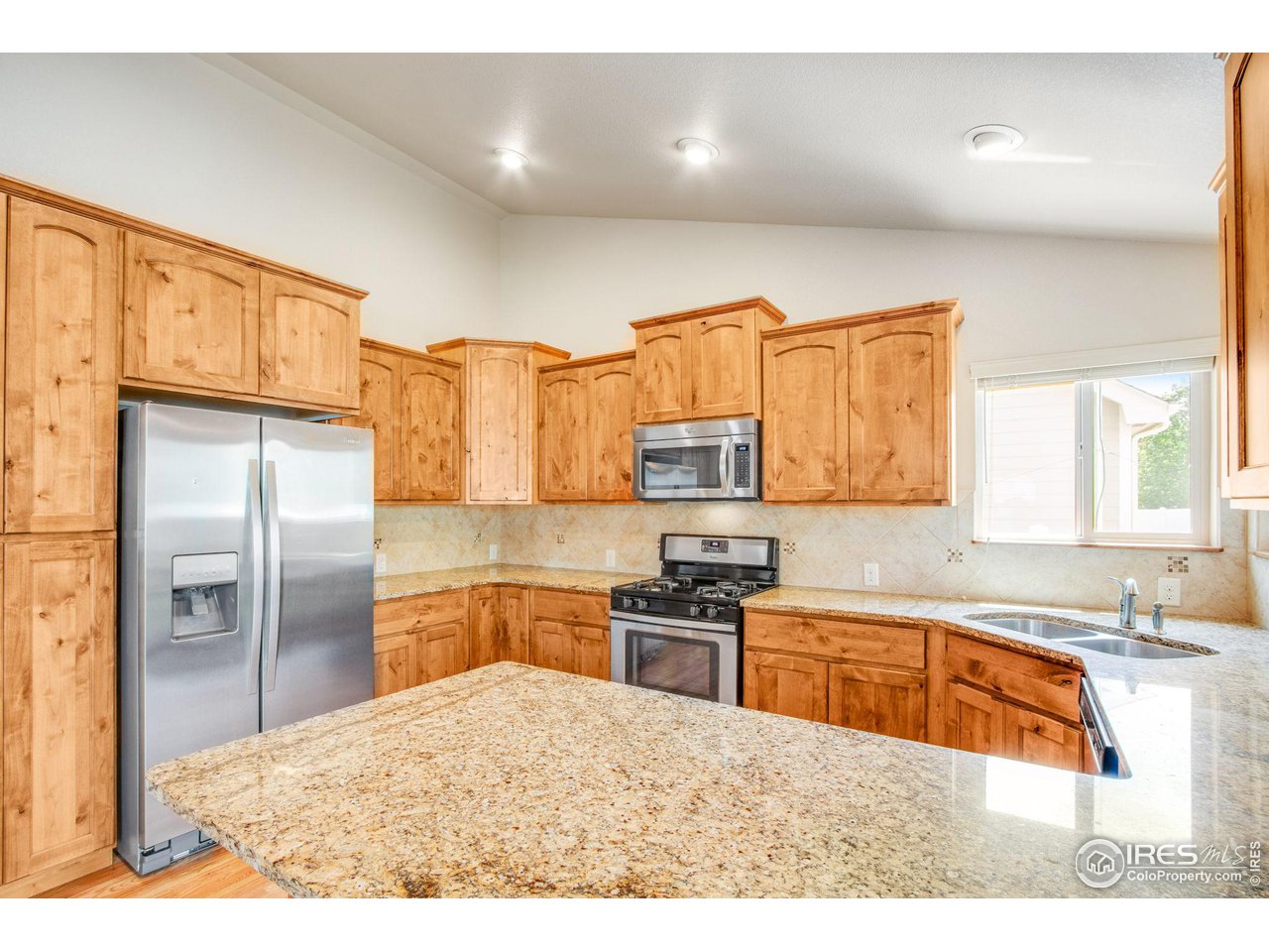 6875 McClellan Road Wellington, CO 80549 - Photo 16 of 33 All appliances included!