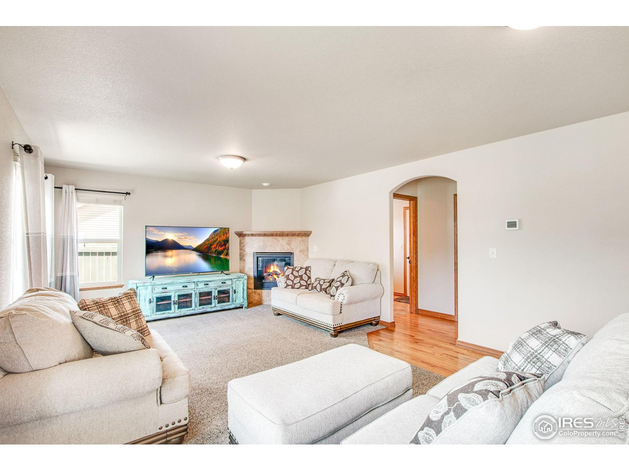 6875 McClellan Road Wellington, CO 80549 - Photo 7 of 33 Open and welcome living room