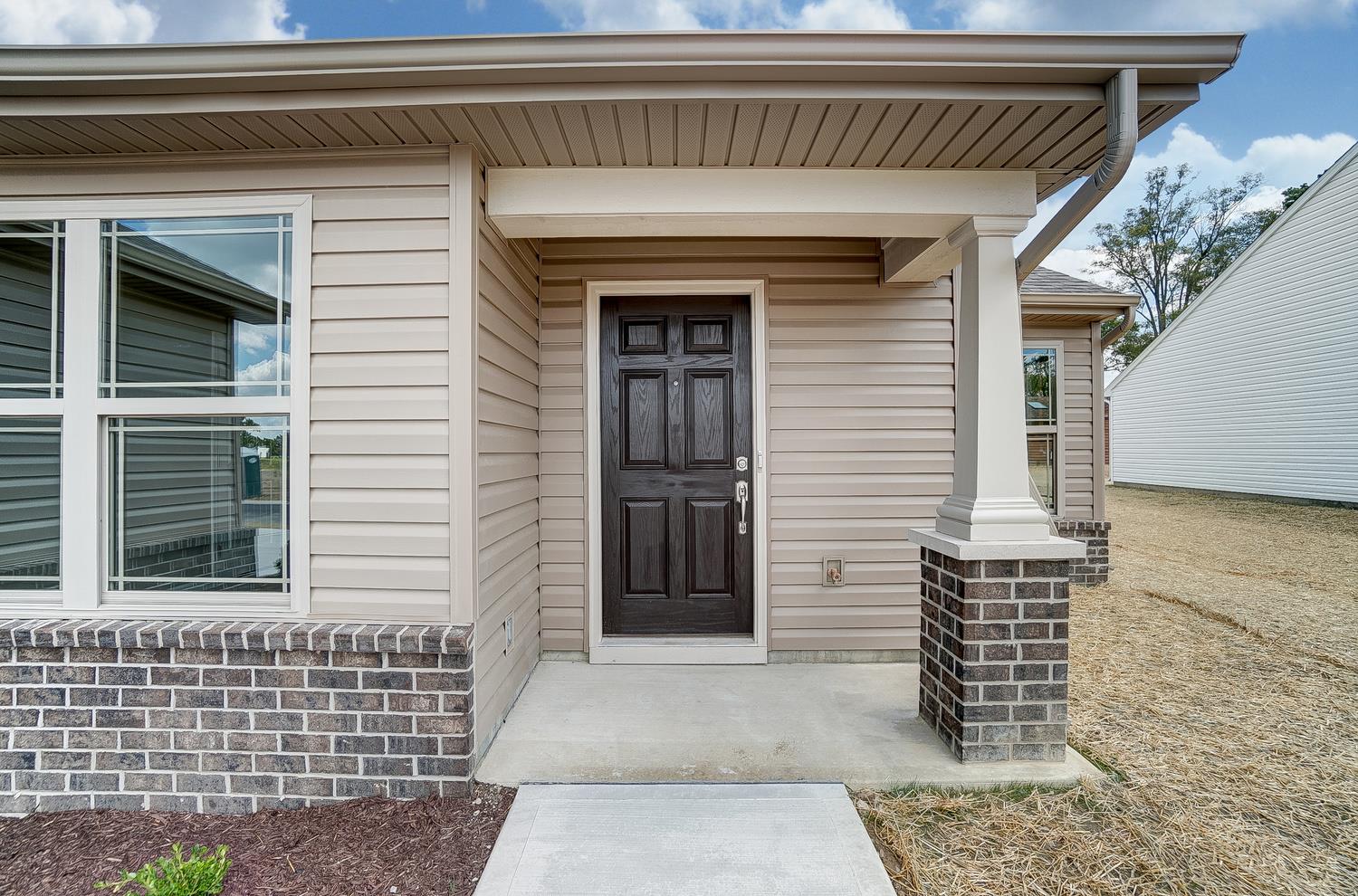 11950 Bozzio Road Fort Wayne, IN 46818 - Photo 4 of 36