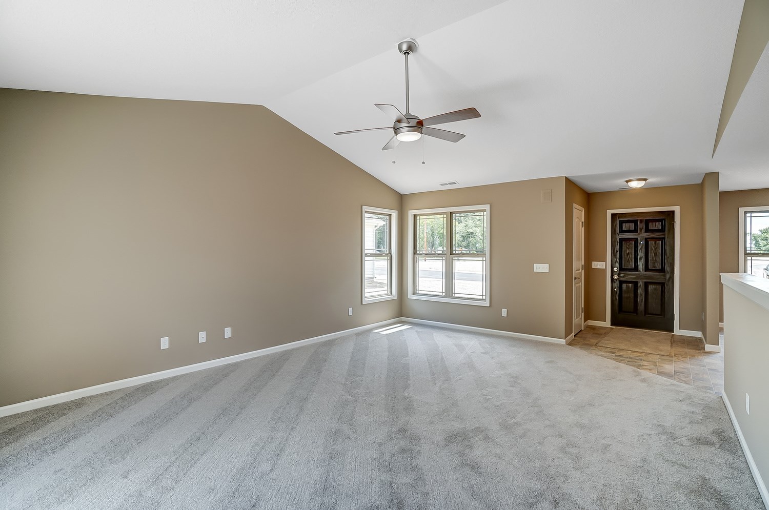 11950 Bozzio Road Fort Wayne, IN 46818 - Photo 7 of 36