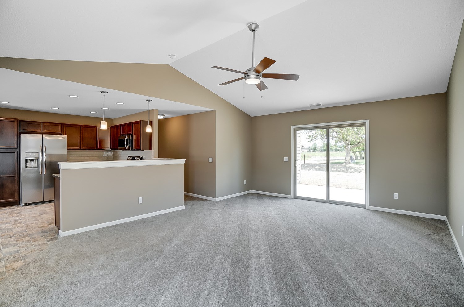 11950 Bozzio Road Fort Wayne, IN 46818 - Photo 10 of 36