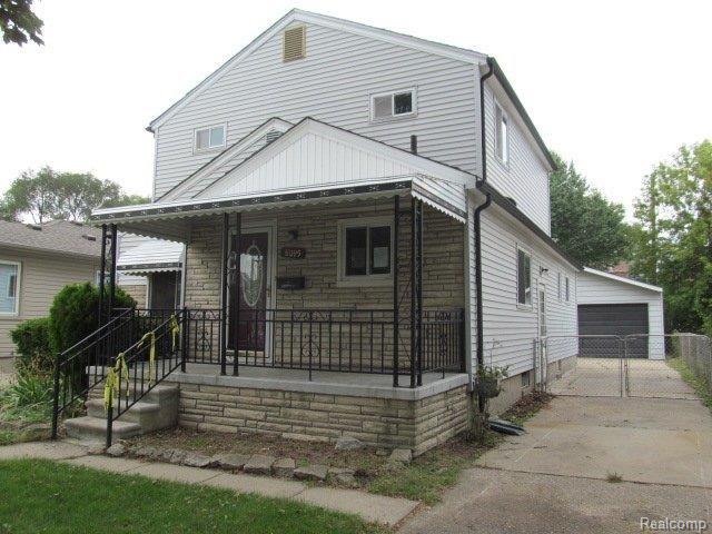 8095 Dale Center Line, MI 48015 - Photo 4 of 25 8095 DALE CENTER LINE (5).JPG