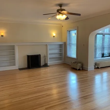 $3,495 | 5857 North Kenmore Avenue, Unit 2S, Chicago, IL 60660