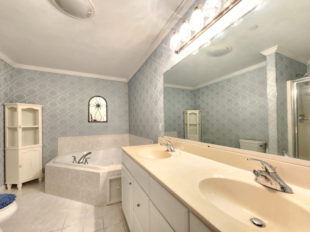1 Gilmore Farm Road, Unit 1 Westborough, MA 01581 - Photo 18 of 42 Gallery Image 18