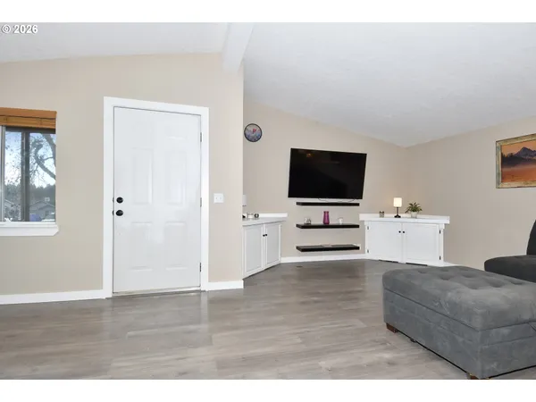 $410,000 | 17848 Southeast Sue Lane, Sandy, OR 97055