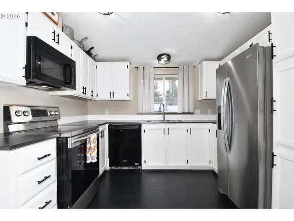 $410,000 | 17848 Southeast Sue Lane, Sandy, OR 97055