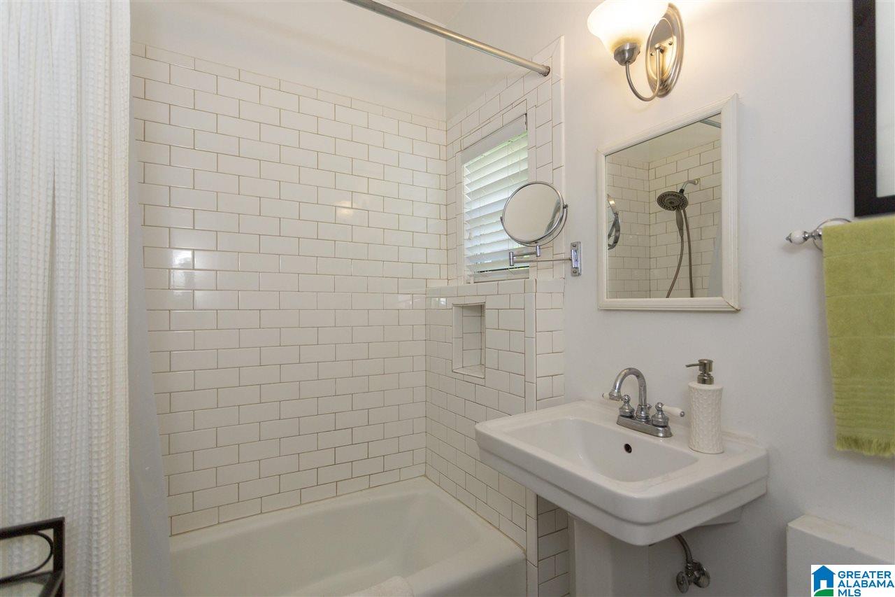 4301 Cliff Road South Birmingham, AL 35222 - Photo 20 of 36