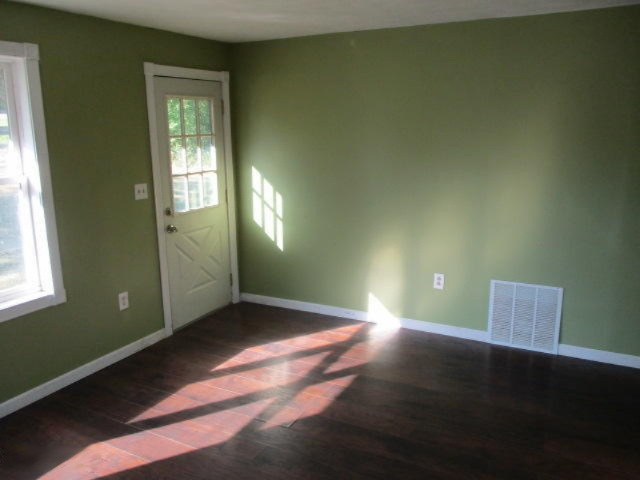 4184 East Snow Road Berrien Springs, MI 49103 - Photo 8 of 32 1