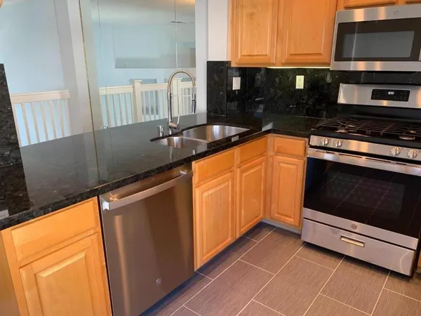 $4,900 | 374 Meridian Drive, Redwood City, CA 94065