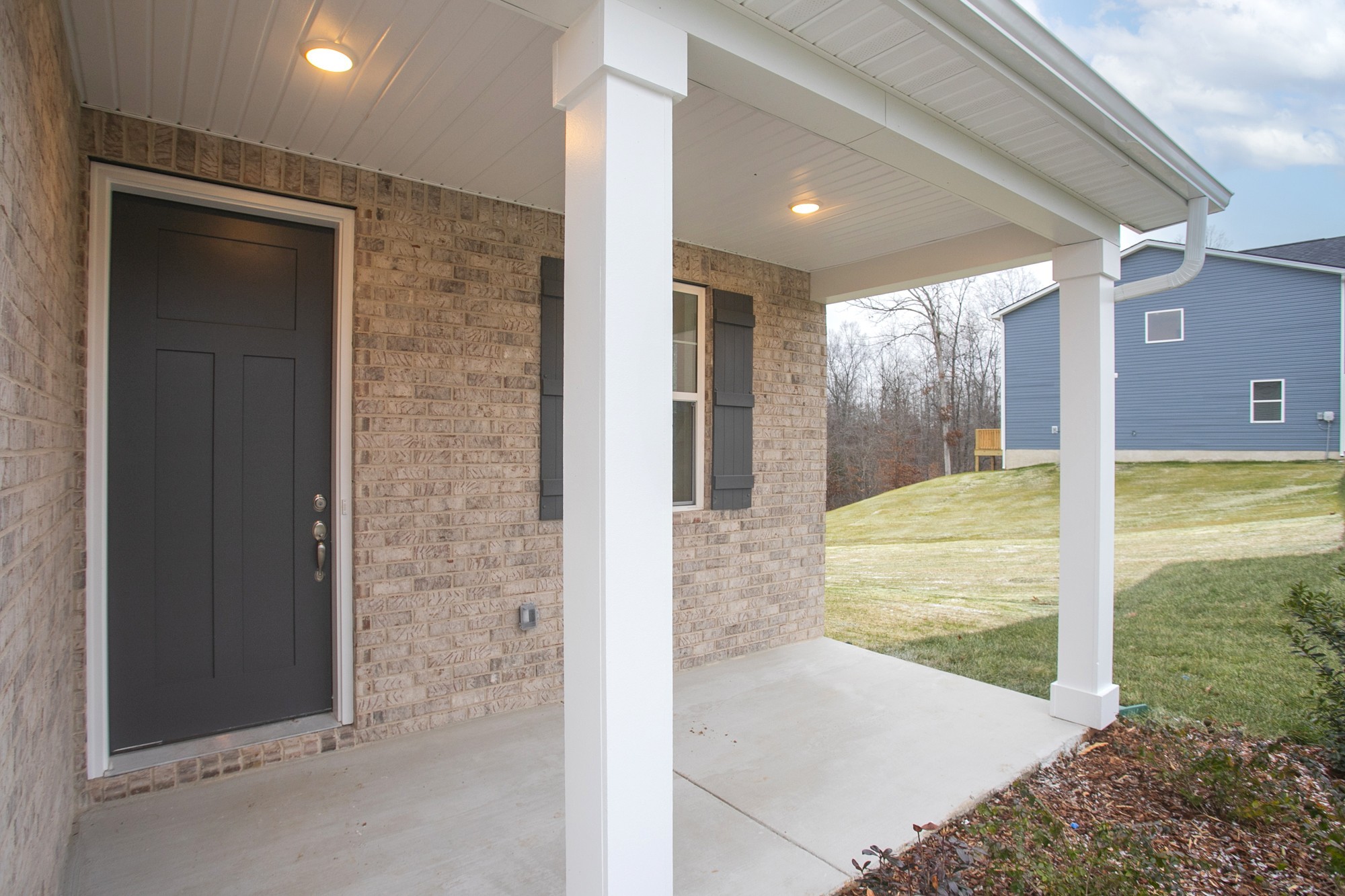 625 Maple Bend Dickson, TN 37055 - Photo 3 of 45 a view of an entryway