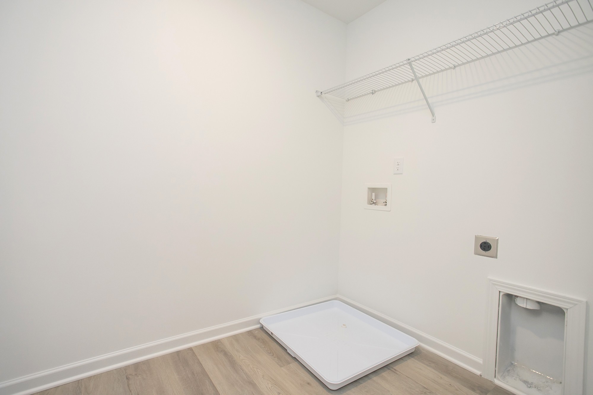 625 Maple Bend Dickson, TN 37055 - Photo 39 of 45 a view of small space with racks on the wall