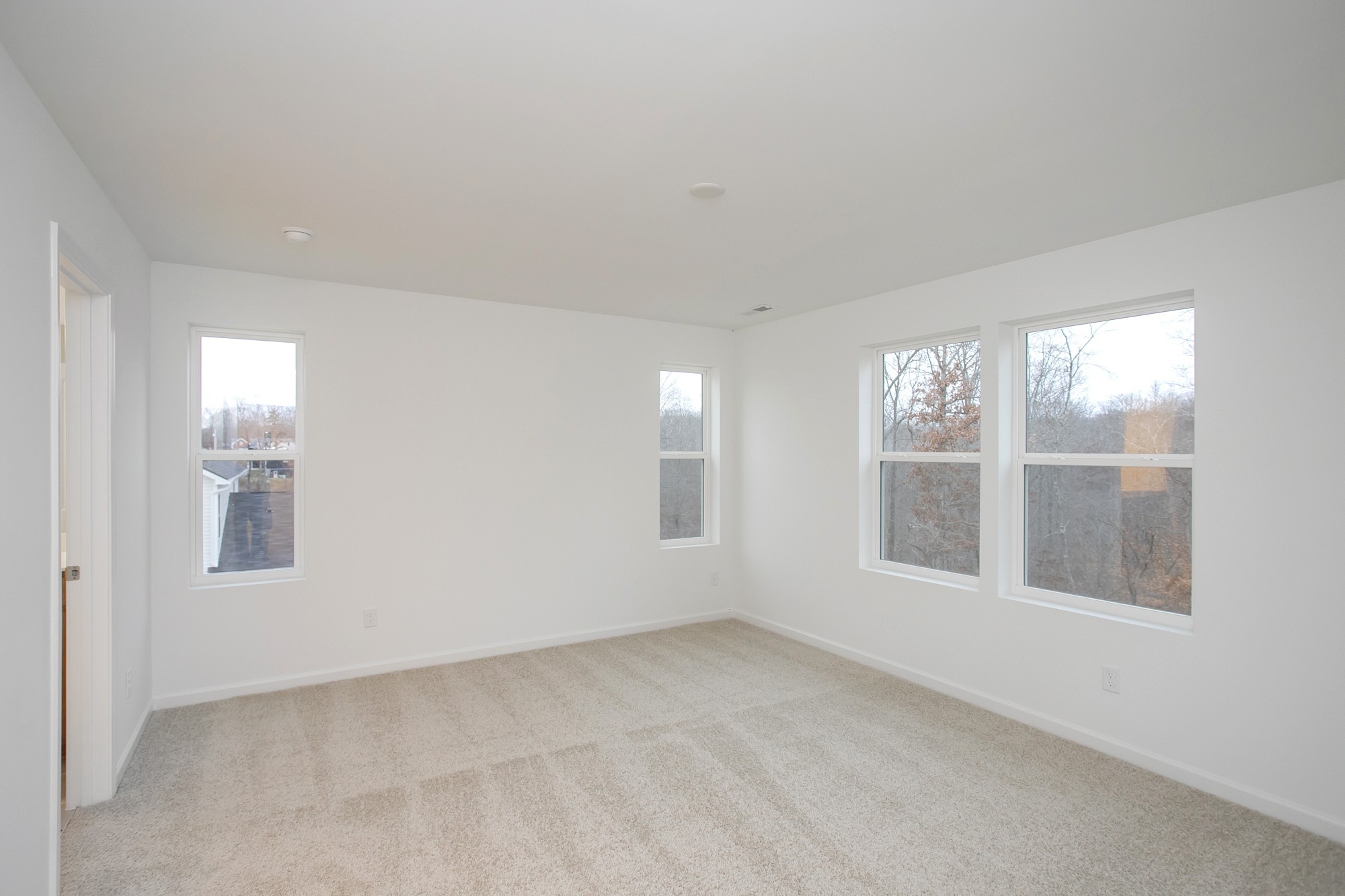 625 Maple Bend Dickson, TN 37055 - Photo 40 of 45 an empty room with a window