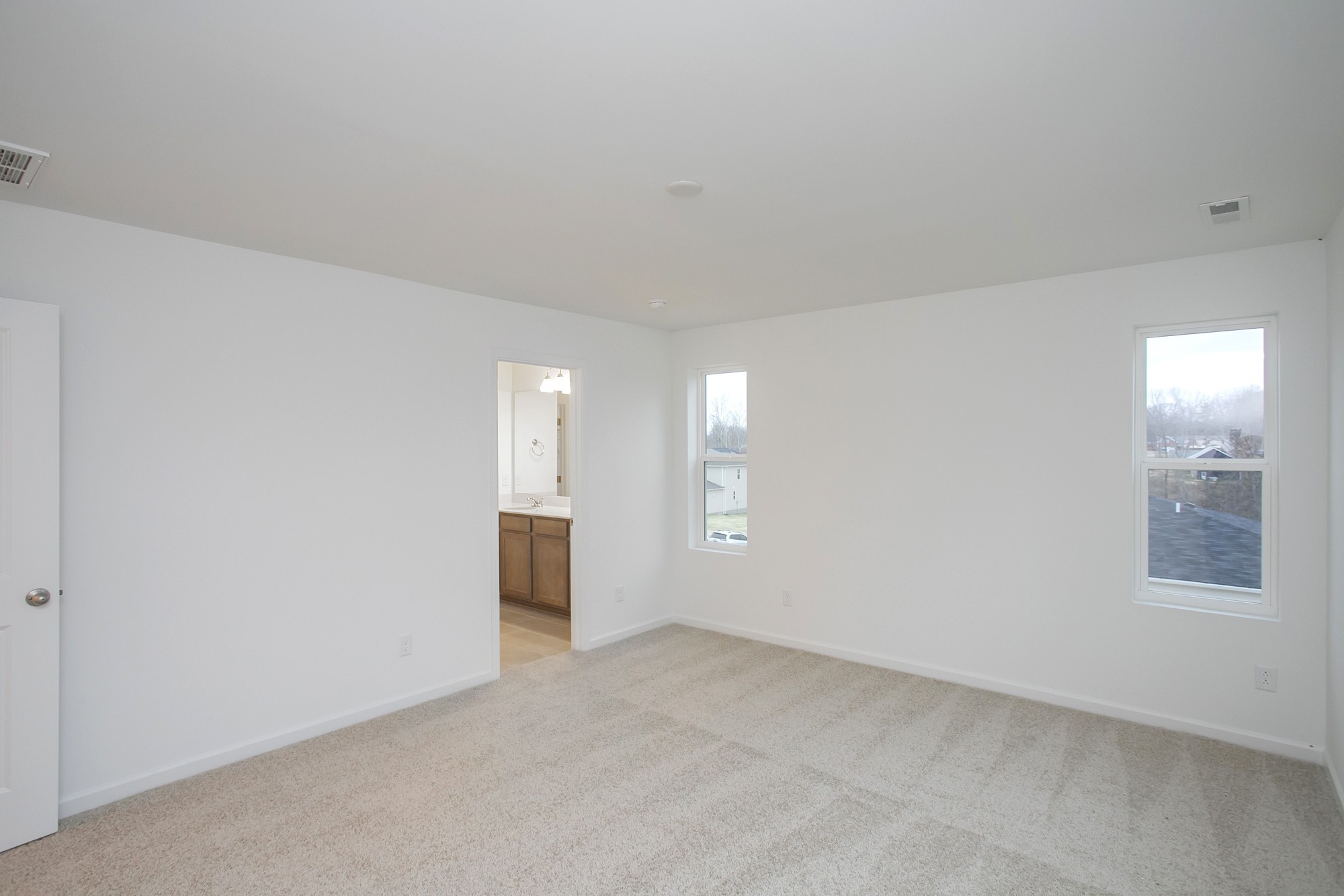 625 Maple Bend Dickson, TN 37055 - Photo 41 of 45 an empty room with windows and entrance