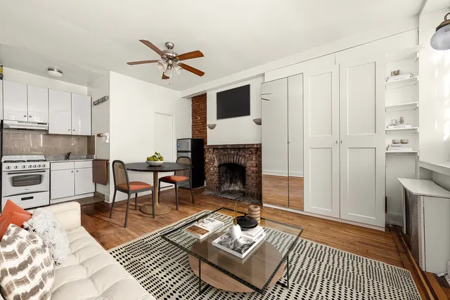 $3,995 | 69 MacDougal Street, Unit 2F | Greenwich Village